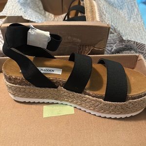 NEW Steve Madden kimmie black platform sandal